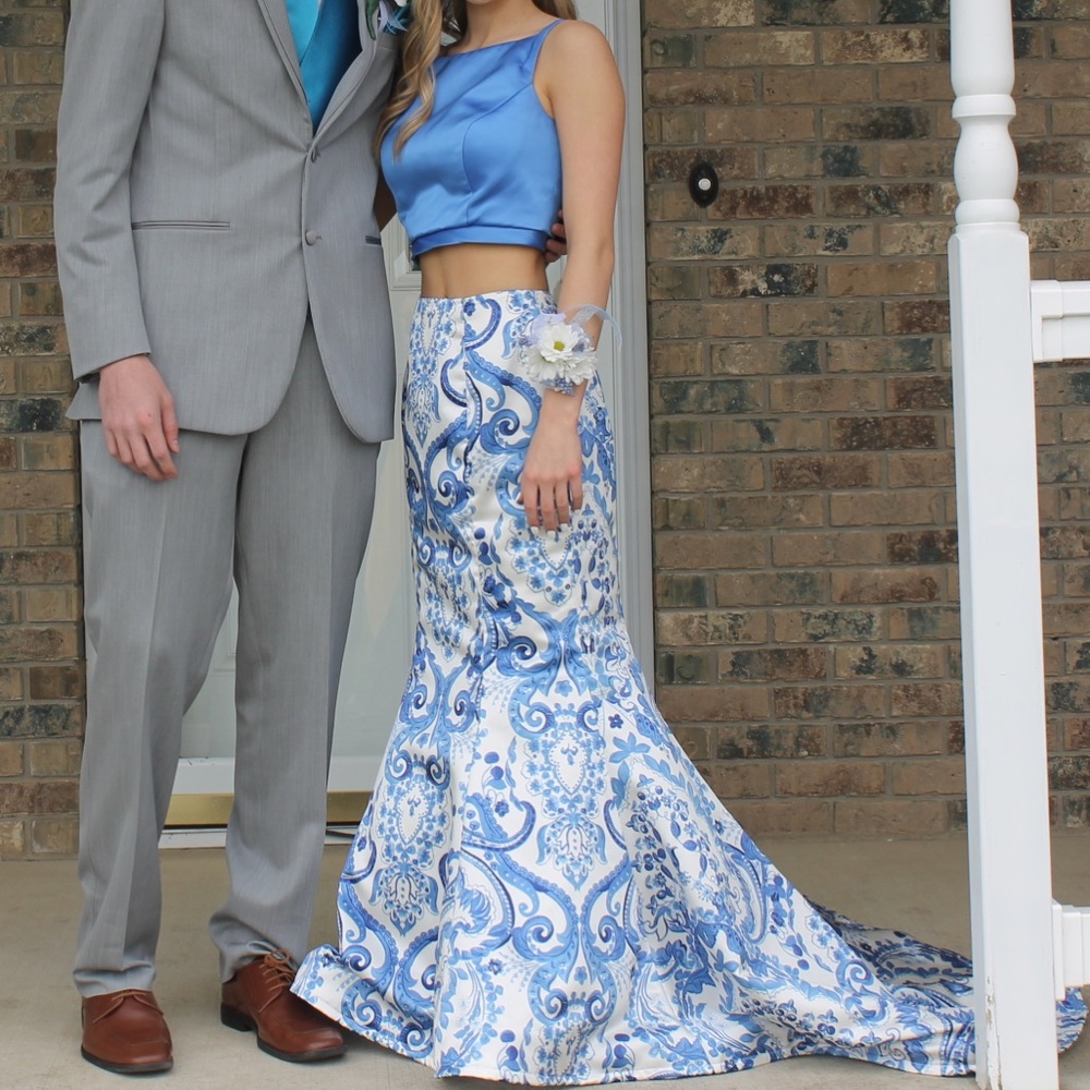 Sherri Hill Prom Dress